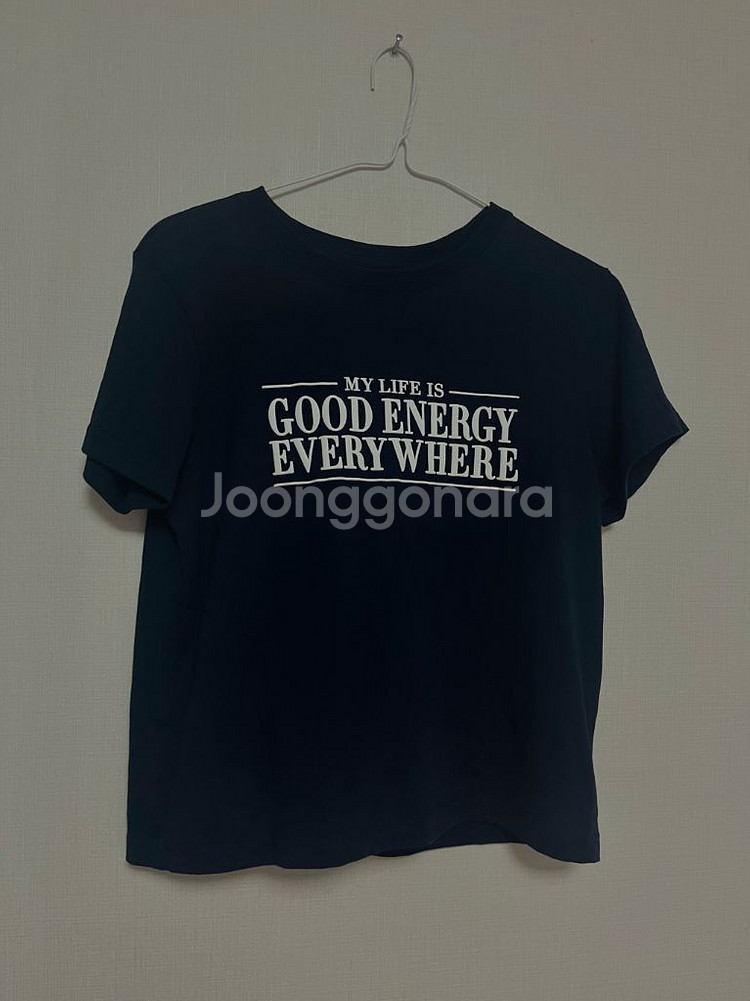 남색 반팔 티셔츠 만원--0