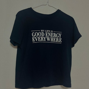 남색 반팔 티셔츠 만원