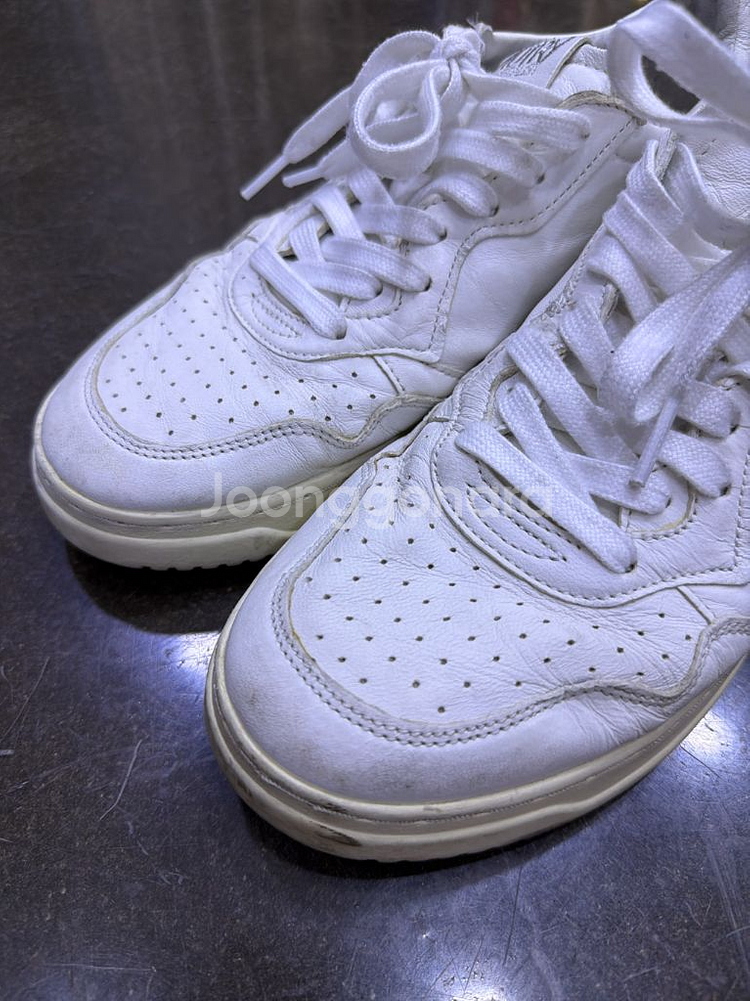 오트리 메달리스트 고트스킨 스니커즈 42--2