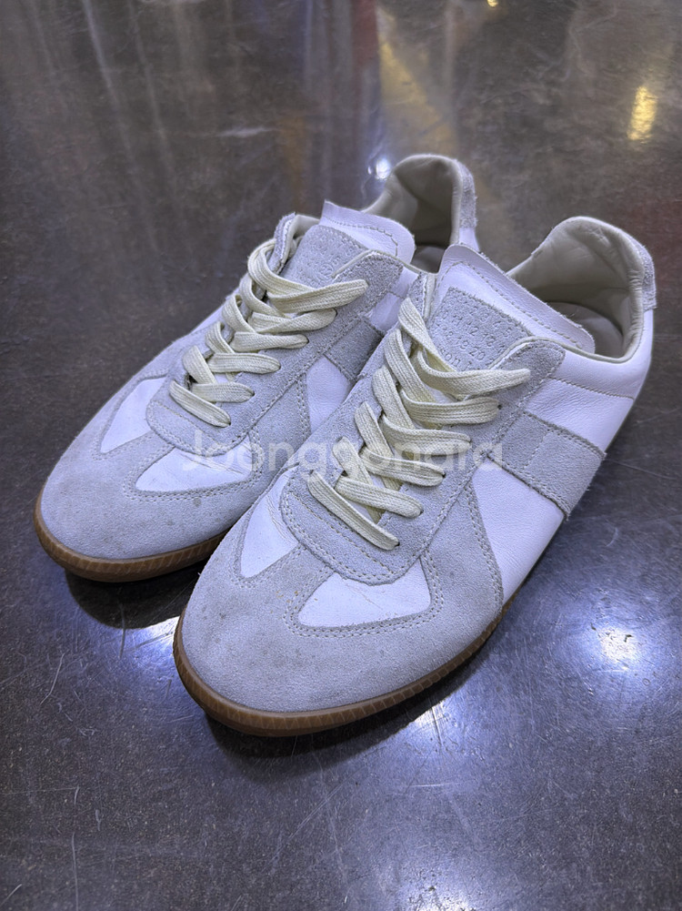 메종 마르지엘라 독일군 스니커즈 40--0