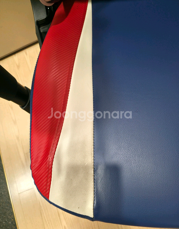 AUS 데스크탑 컴퓨터 책상, APIX 에이픽스 게이밍의자 GC001 프랑스, 데스크탑 본체 이동 받침대 판매--1