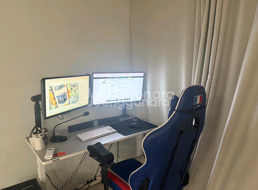 AUS 데스크탑 컴퓨터 책상, APIX 에이픽스 게이밍의자 GC001 프랑스, 데스크탑 본체 이동 받침대 판매--3