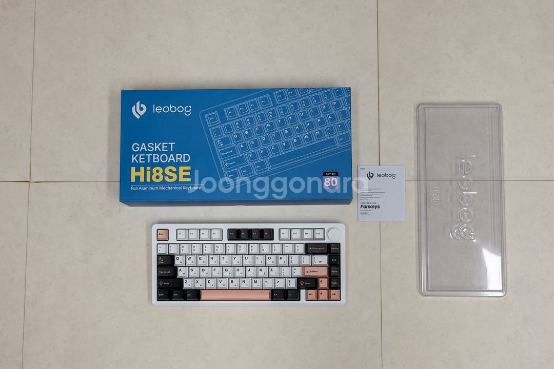 Leobog hi8se 알루미늄 기계식 키보드 세이야축 화이트 색상 정발버전 팔아요--0