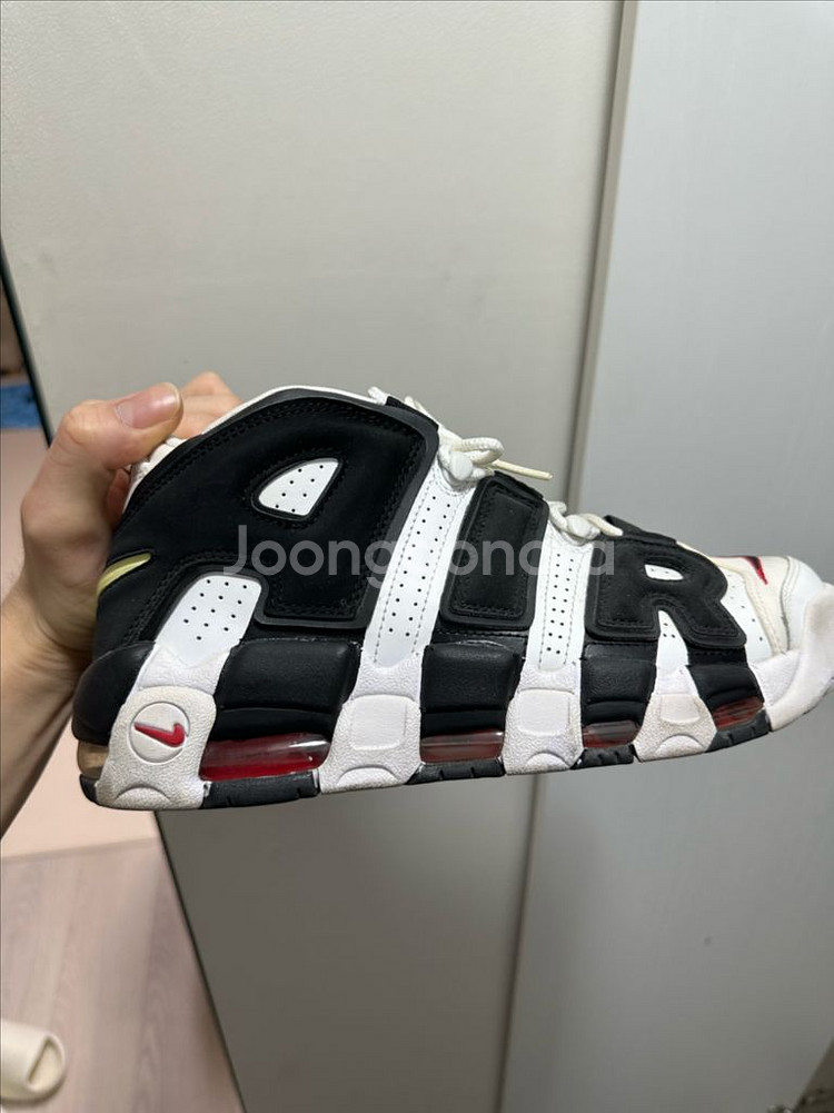 나이키 업템포--0