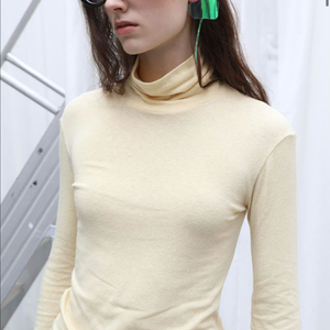 여성 롱슬리브 터틀넥 탑