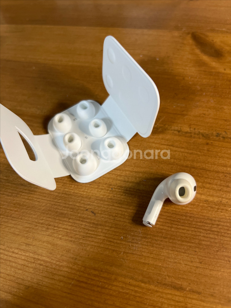 에어팟 프로 2세대--0