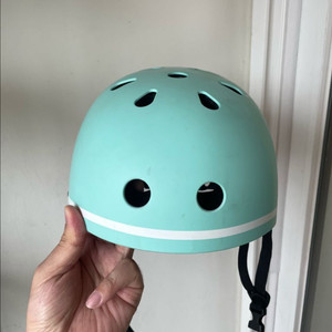 휠러스 아동용 헬멧, 인라인 가방 팝니다.