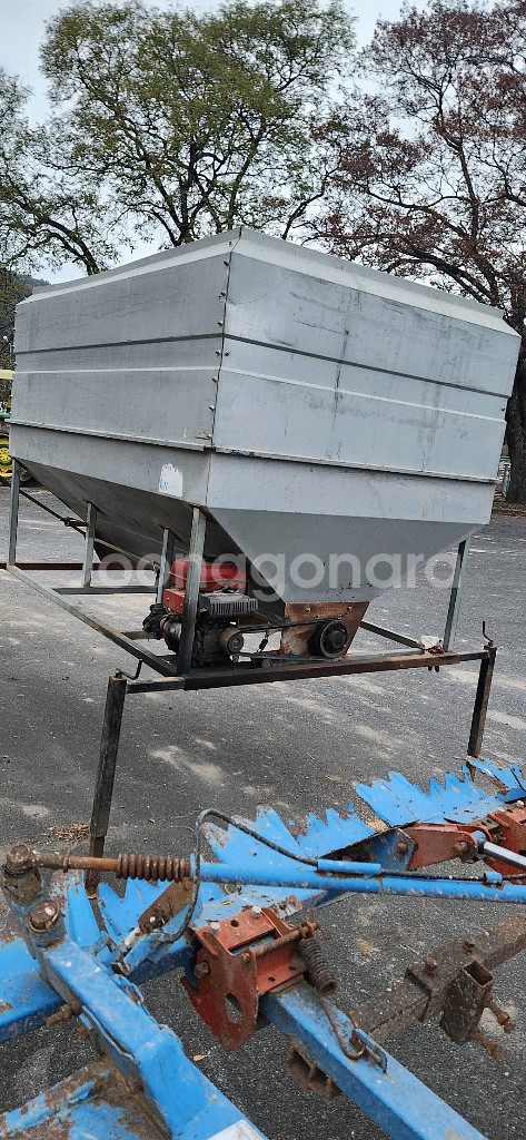 콤바인 타작 추수 벼 보리 곡물통 곡물탱크 곡물이송기 적재함--0