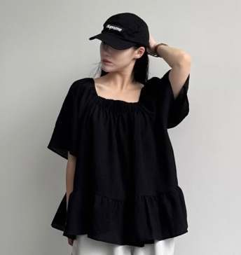 (새제품) 모네 스퀘어 블라우스--0