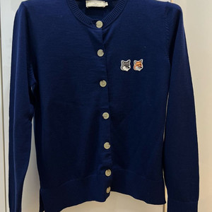 메종키츠네 블루여성가디건 M (새상품급)