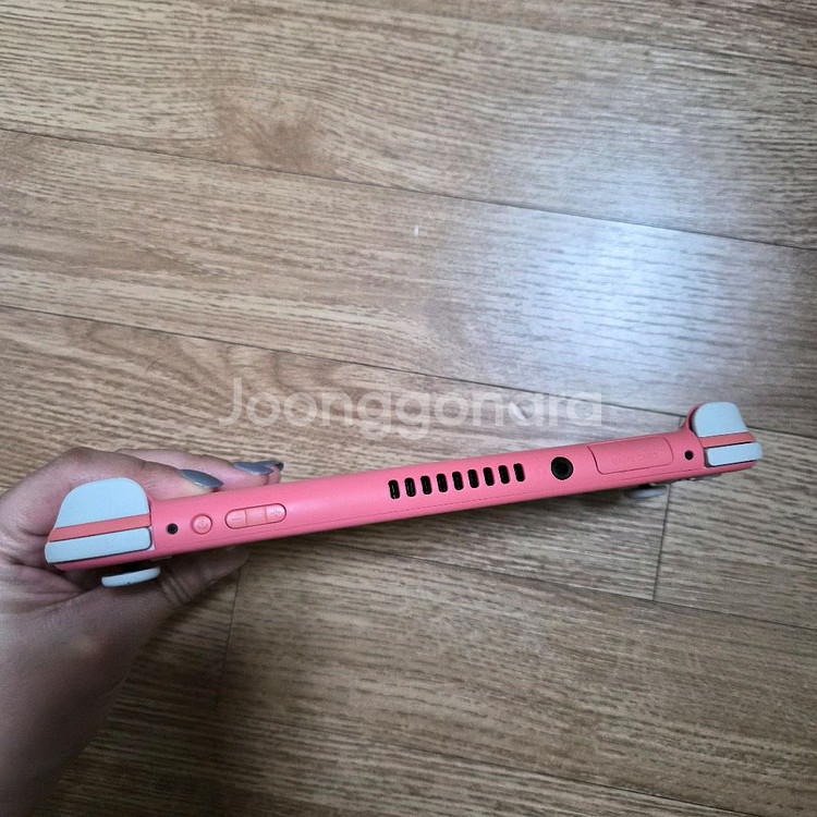 닌텐도 스위치 라이트 동숲 에디션 (이번주만 팔아요)--1