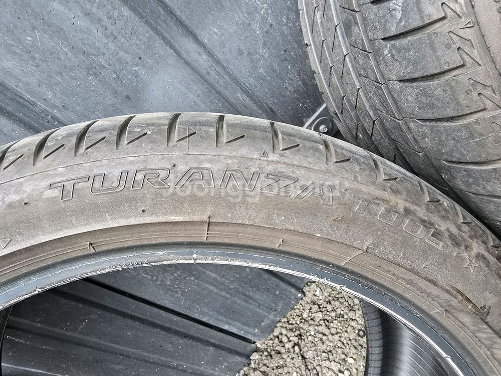 미니쿠퍼 F54 18인치 225 40 18 타이어 2본--3