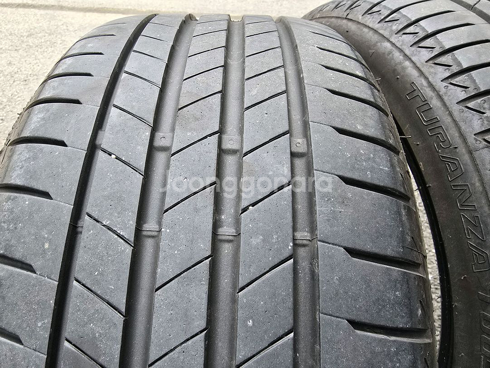 미니쿠퍼 F54 18인치 225 40 18 타이어 2본--6