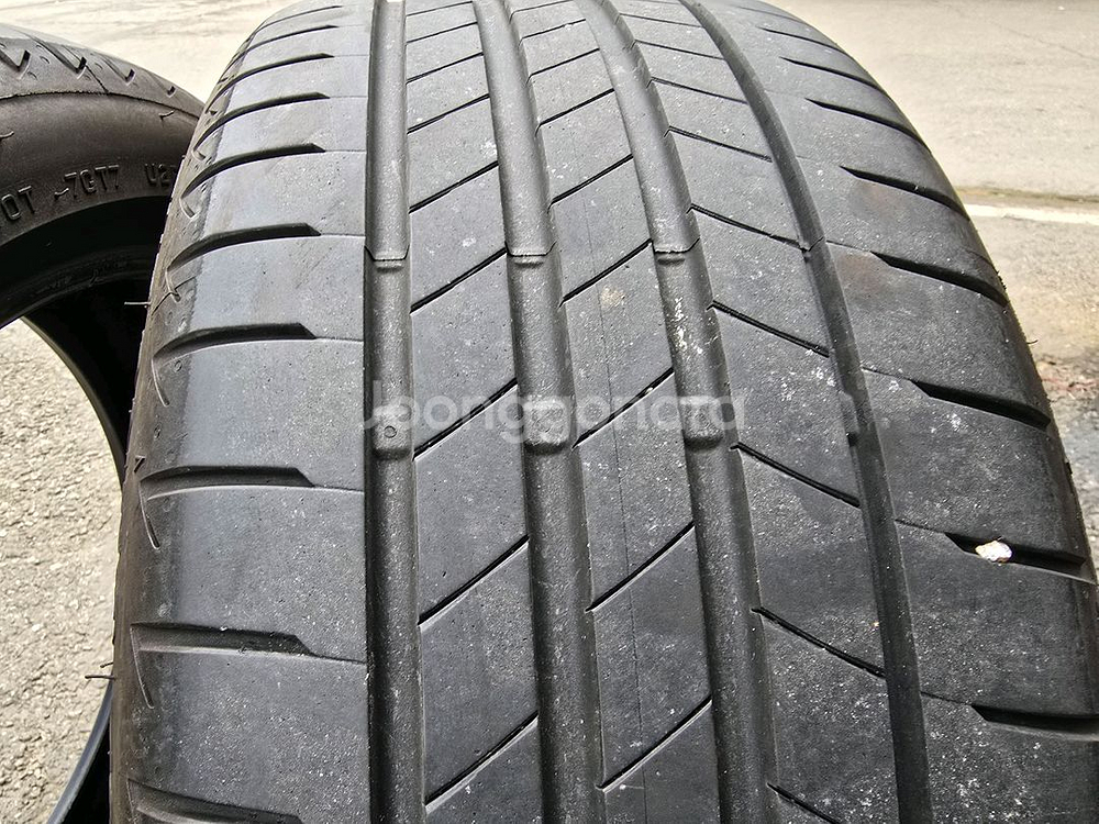 미니쿠퍼 F54 18인치 225 40 18 타이어 2본--7