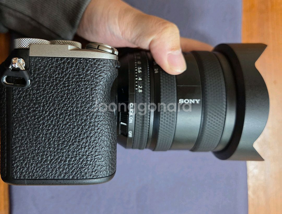 소니 a7c2 판매합니다--1