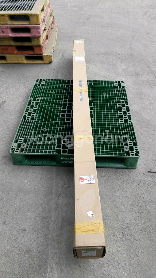 4K 프로젝터 + 16:9 120인치 홈사어터 잔동 스크린 세트--0