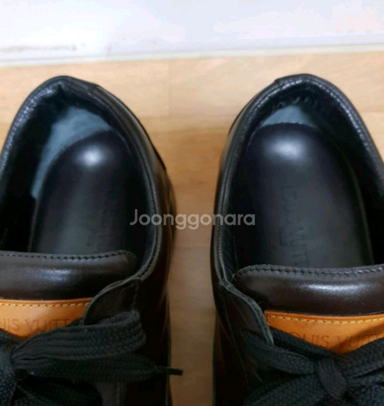 정품 남성 루이비통 천연가죽 스니커즈 8 1/2 이미지