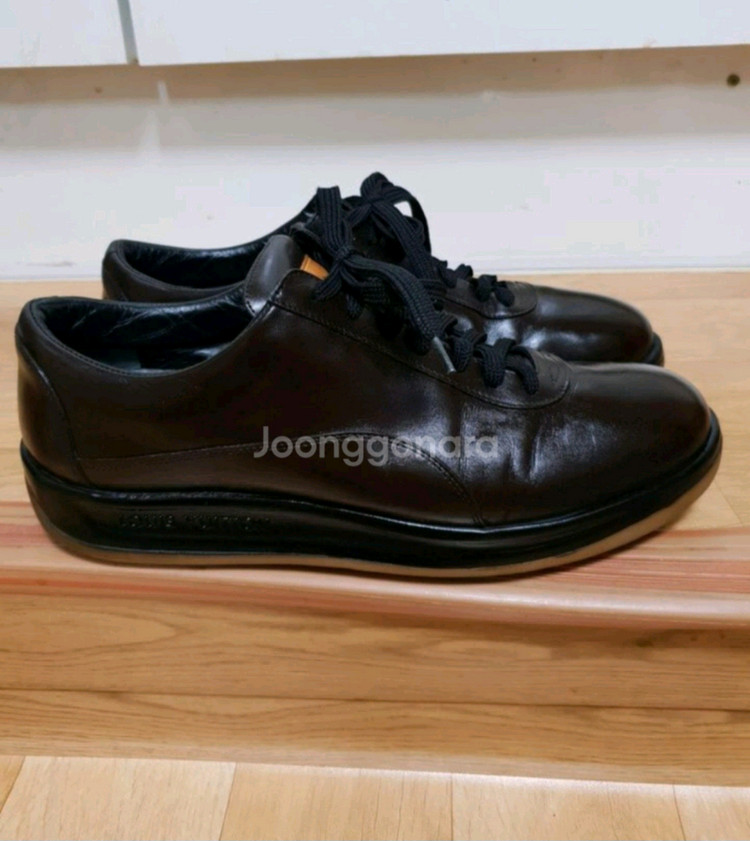 정품 남성 루이비통 천연가죽 스니커즈 8 1/2 이미지