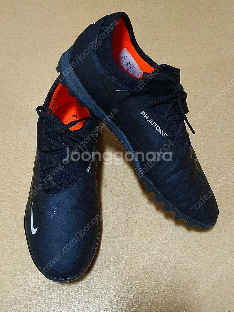 (거의새것)팬텀GX 프로 블랙색상 판매 합니다.--2