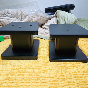 캔스톤 우드 스피커 스탠드 받침대 거치대 15cm 팔아요