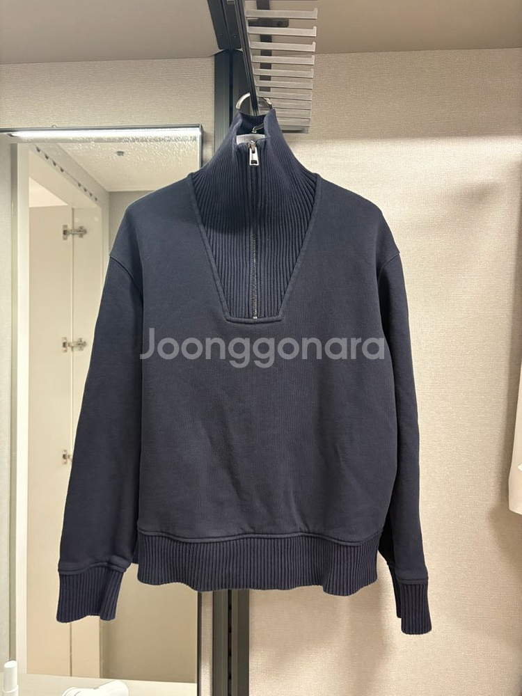 COS(코스)릴렉스핏 하프집업 맨투맨--1