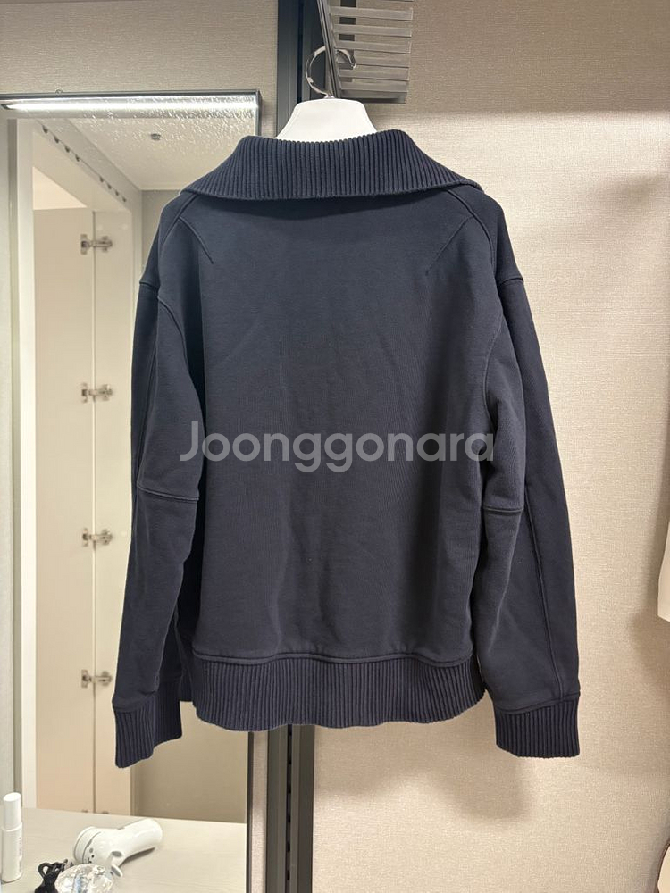 COS(코스)릴렉스핏 하프집업 맨투맨--2