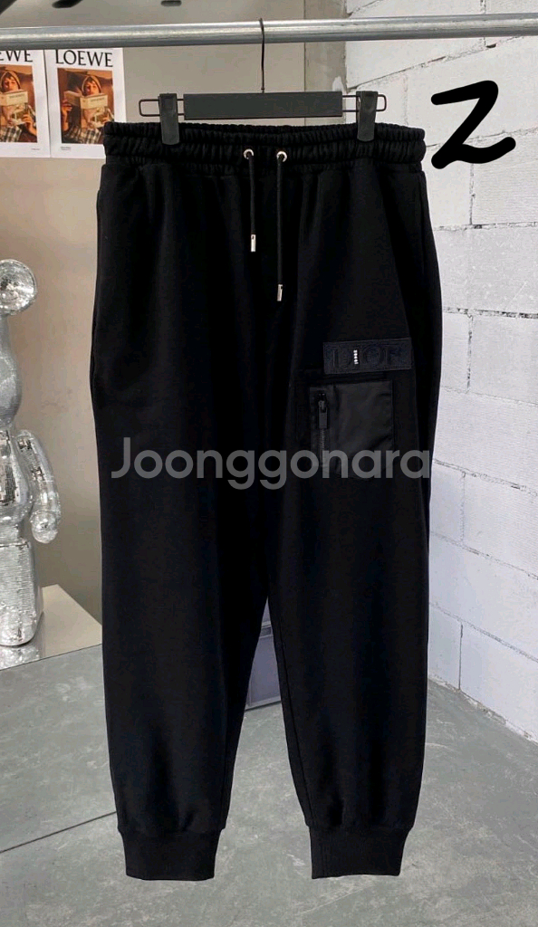 버버리등 여러가지 의류 싸게 팝니다--1