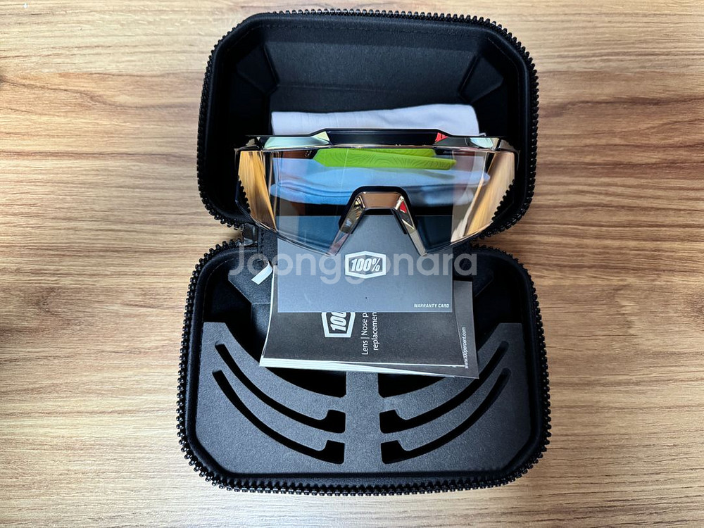 100% 에어로크래프트 골드 메탈릭 변색렌즈 고글 새제품 판매합니다--0