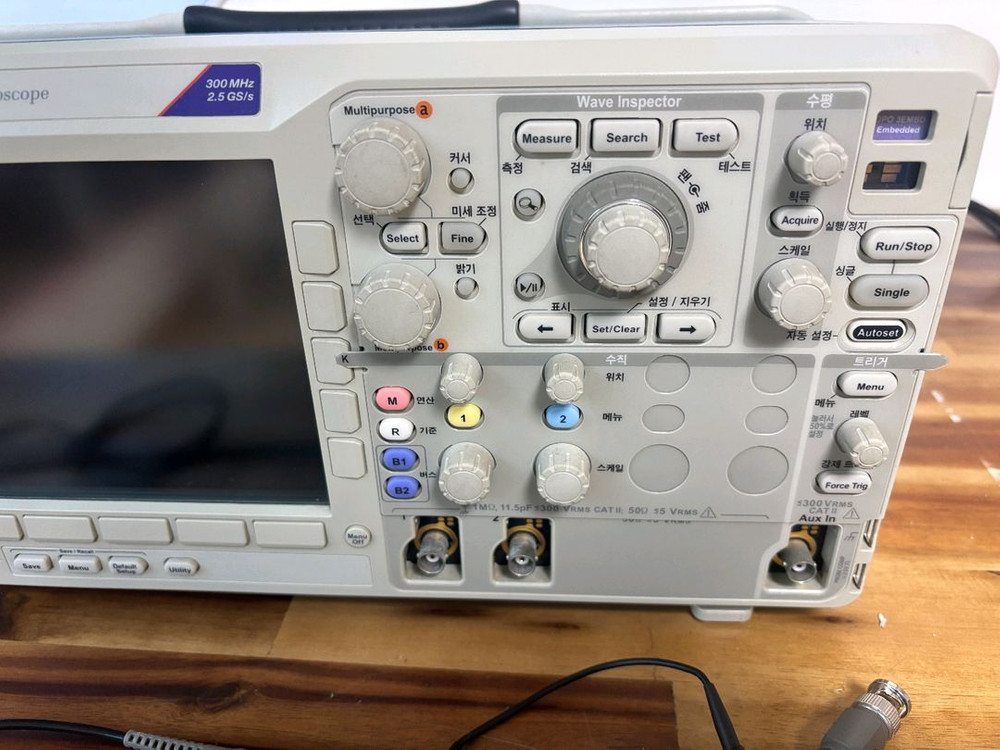 Tektronix DPO3032 디지털 오실로스코프 이미지