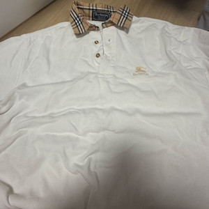 버버리 반팔 카라티