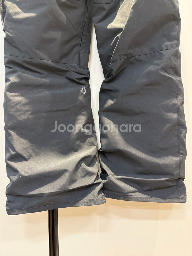 볼컴 키즈 보드복 스키복 팝니다.--7