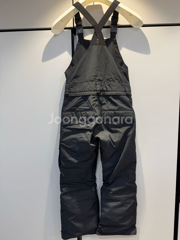 볼컴 키즈 보드복 스키복 팝니다.--5