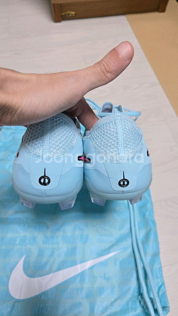 나이키 티엠포 레전드10 엘리트 FG 305mm 판매합니다 축구화--4