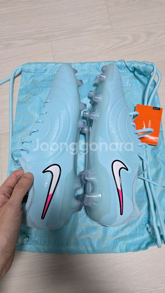 나이키 티엠포 레전드10 엘리트 FG 305mm 판매합니다 축구화--5