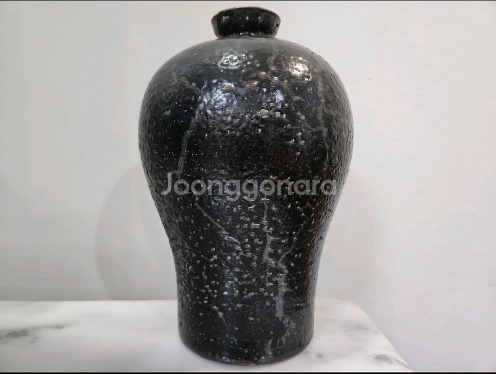 [빈티지] 검정 도자기 꽃병--0