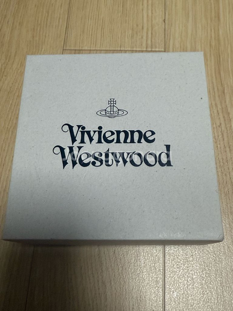 비비안웨스트우드 클립 진주목걸이--1