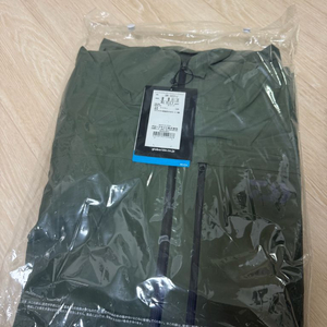 DR-3221J 다이와 레인슈트(XL)