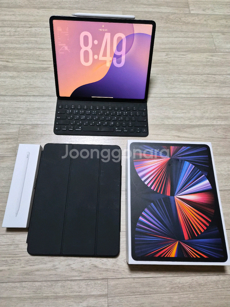 아이패드 프로 12.9 5세대(M1) 셀룰러 256GB + 애플펜슬 2세대 + 스마트 키보드 폴리오--0
