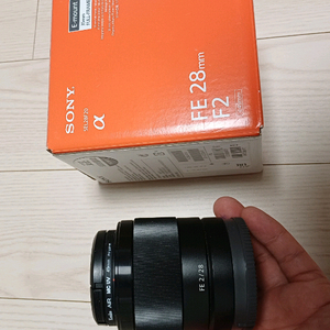 FE 28mm F2 렌즈