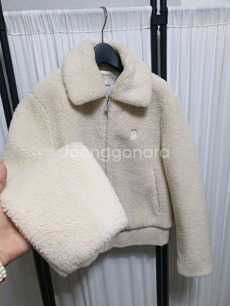 빈폴레이디스 아이보리 페이크 퍼 쇼트 아우터 자켓/55--3