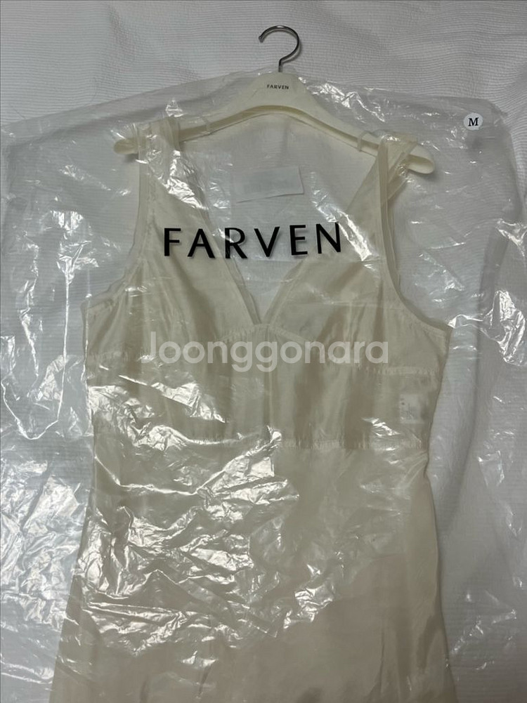 farven 파르벵 딥 브이넥 원피스 m--10