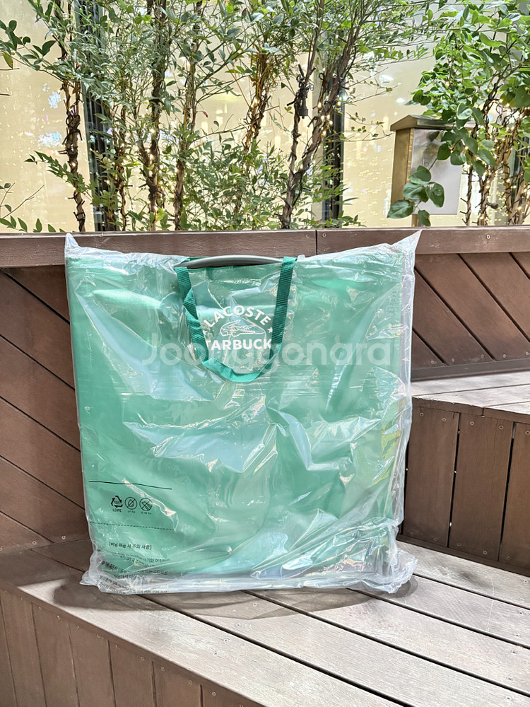 (직거래)스타벅스 프리퀀시 증정품 와이드 폴딩체어 그린--0