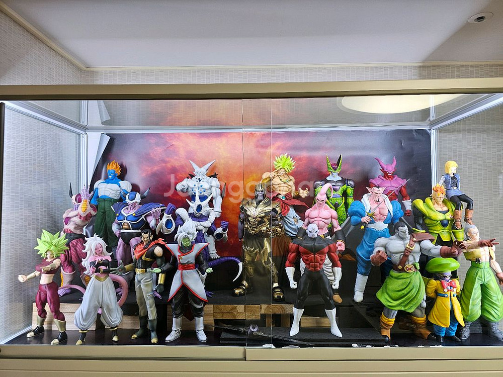 드래곤볼 빌런 레진 피규어들 싸게 팝니다.--0