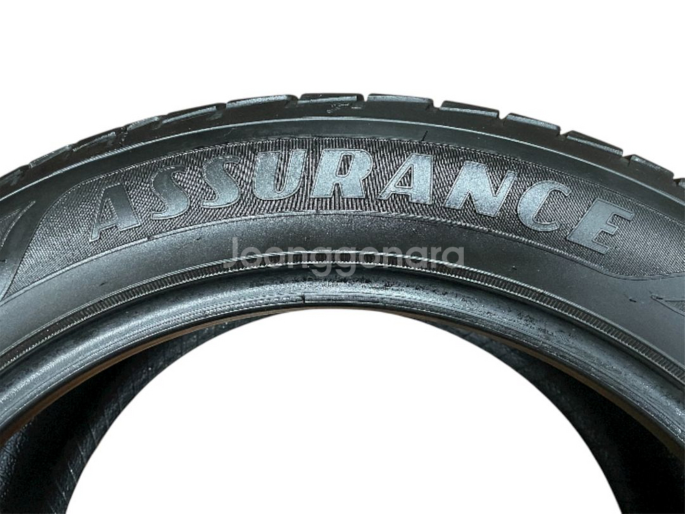 225 50 17 (중고)굿이어 어슈어런스 사계절용 2본셋트가격--4