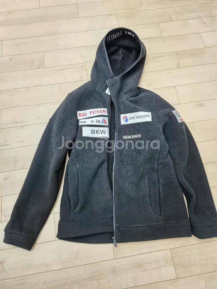 데상트 후드집업+코오롱구스다운패딩XS사이즈사용감있어서저렴히판매합니다2가지 같이요--1