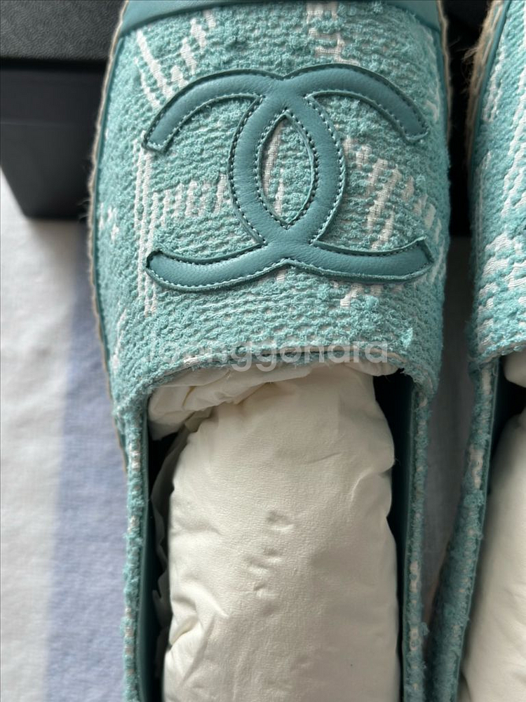 새상품 샤넬 CC 로고 뮬 에스파듀 39(마크다운)--7