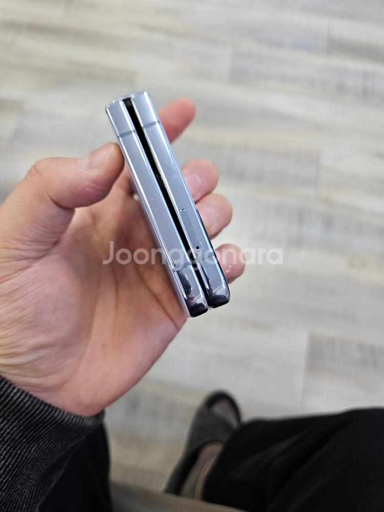 실사진 삼성 갤럭시Z플립4 블루 판매 중고폰--2