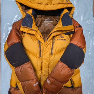 아이더 여성패딩