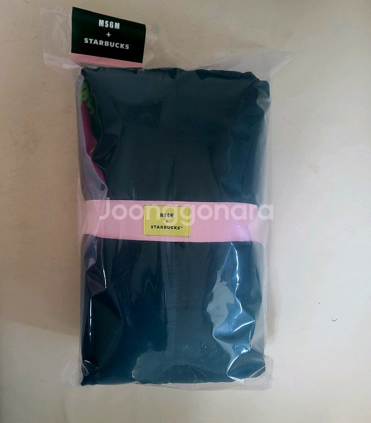 [새상품]스타벅스 2025 윈터 프리퀀시 MSGM 블랭킷--6