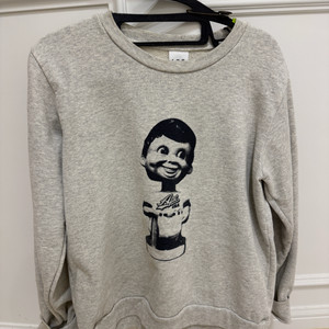 APC 프린트 맨투맨